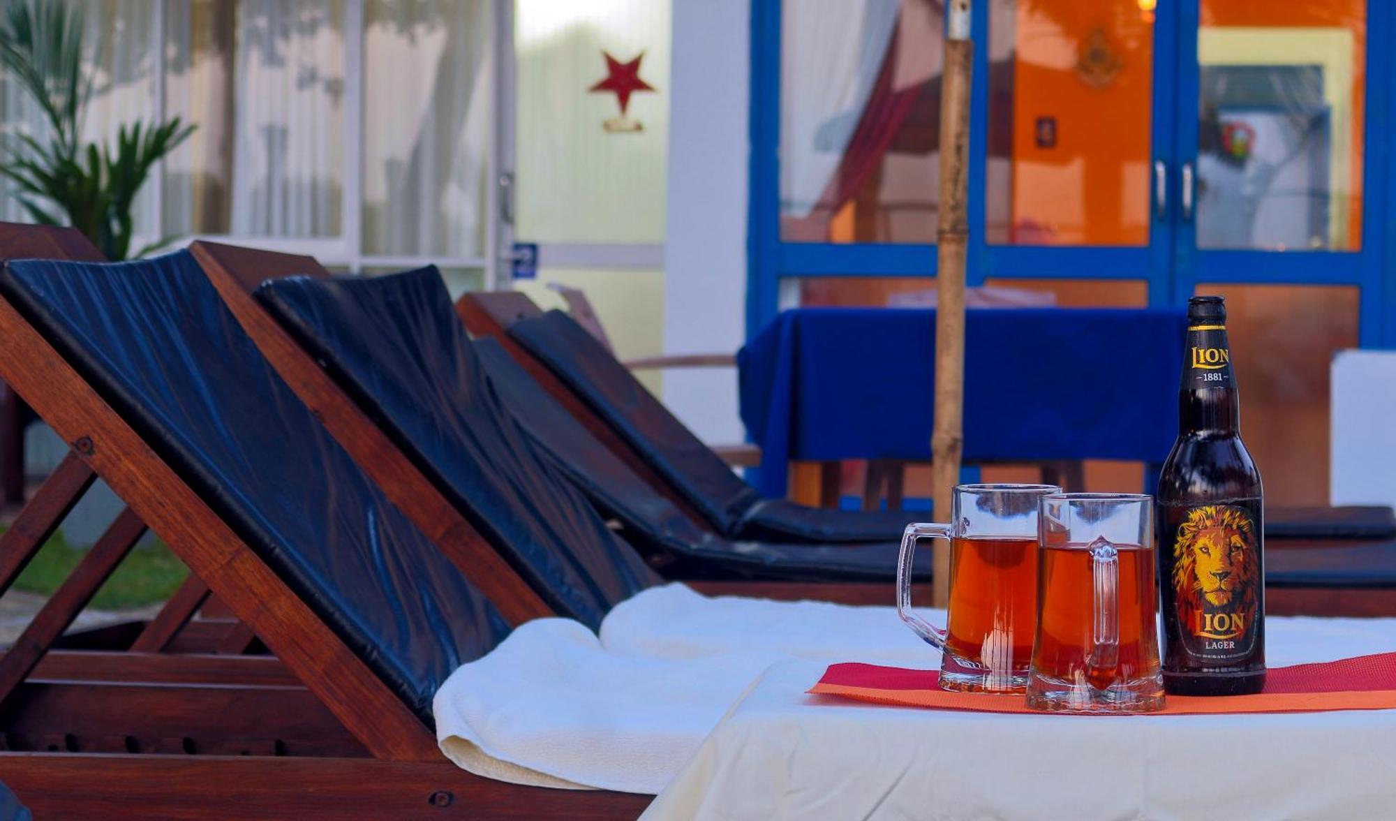 Edelweiss Resort Mirissa Buitenkant foto