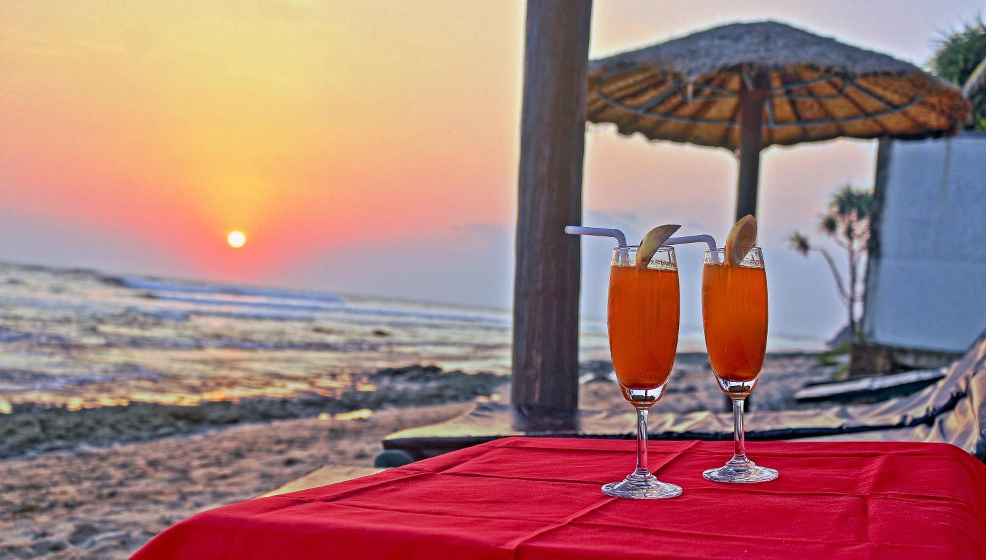Edelweiss Resort Mirissa Buitenkant foto
