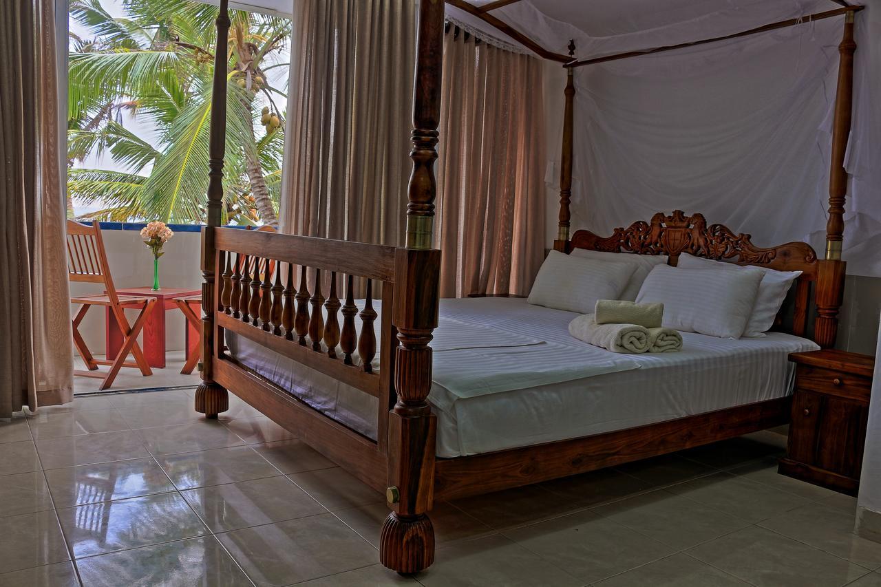 Edelweiss Resort Mirissa Buitenkant foto